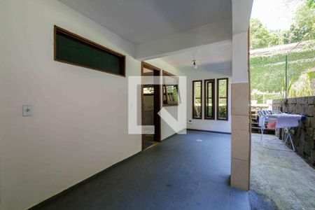 Casa de condomínio à venda com 800m², 4 quartos e 5 vagasÁrea de Serviço