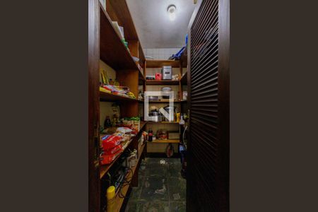 Casa de condomínio à venda com 800m², 4 quartos e 5 vagasCozinha Despensa