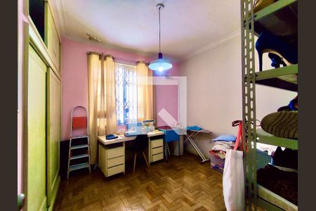 Casa à venda com 220m², 5 quartos e 1 vagaQuarto 2