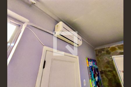 Casa à venda com 220m², 5 quartos e 1 vagaSuíte