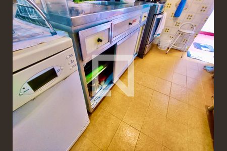 Casa à venda com 220m², 5 quartos e 1 vagaCozinha