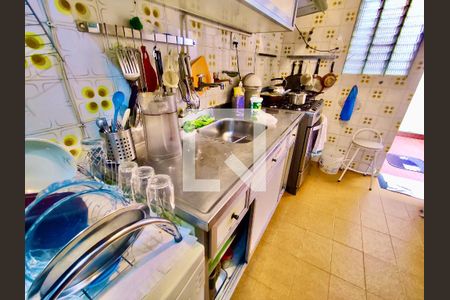 Casa à venda com 220m², 5 quartos e 1 vagaCozinha