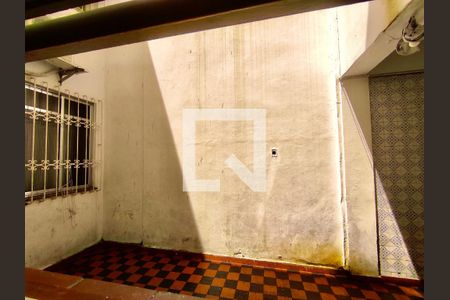 Casa à venda com 220m², 5 quartos e 1 vagaSala vista