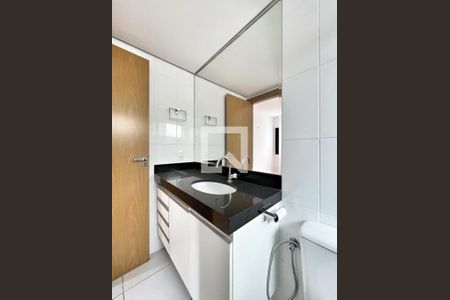 Apartamento à venda com 180m², 4 quartos e 3 vagas Apartamento à venda com 180m², 4 quartos e 3 vagasBanheiro
