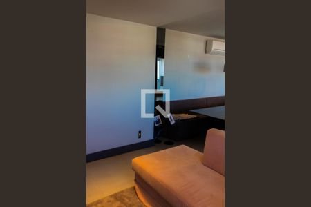 Sala de apartamento para alugar com 1 quarto, 90m² em Taquaral, Campinas
