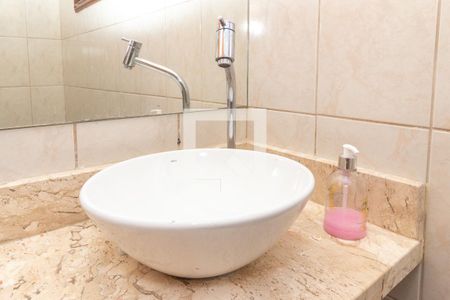 Casa à venda com 270m², 5 quartos e 2 vagasLavabo