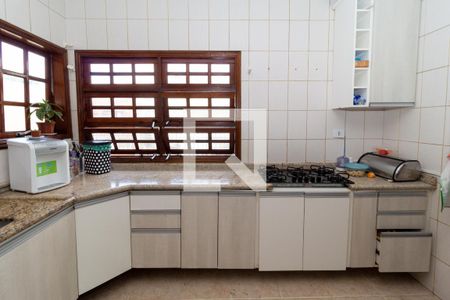 Casa à venda com 270m², 5 quartos e 2 vagasCozinha