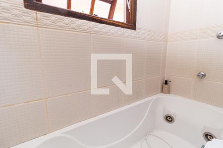 Casa à venda com 270m², 5 quartos e 2 vagasBanheiro da Suíte 3