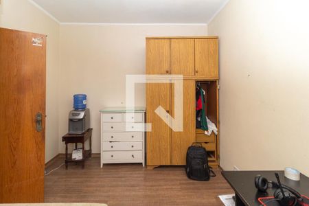 Casa à venda com 270m², 5 quartos e 2 vagasQuarto 5