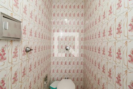 Casa à venda com 280m², 4 quartos e 3 vagasBanheiro de Serviço