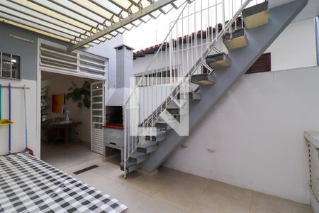 Casa à venda com 280m², 4 quartos e 3 vagasQuintal dos Fundos