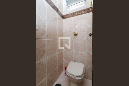 Casa à venda com 280m², 4 quartos e 3 vagasLavabo