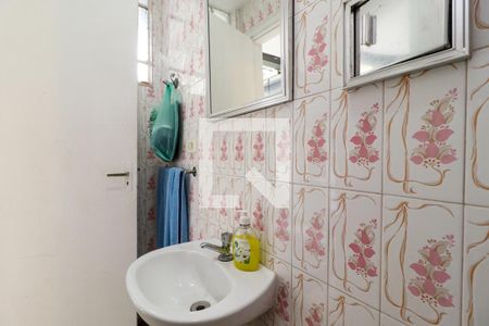 Casa à venda com 280m², 4 quartos e 3 vagasBanheiro de Serviço