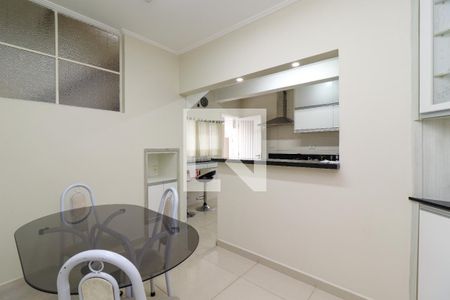 Casa à venda com 280m², 4 quartos e 3 vagasCopa