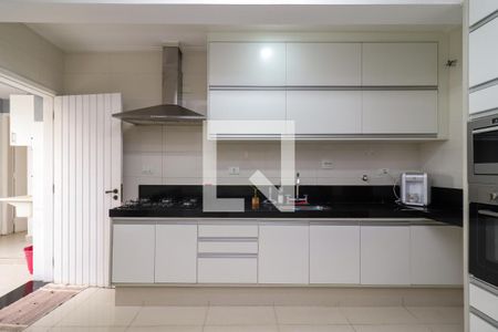 Casa à venda com 280m², 4 quartos e 3 vagasCozinha