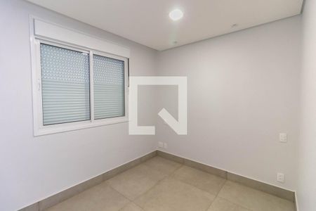 Quarto 1 de apartamento para alugar com 2 quartos, 65m² em Lourdes , Belo Horizonte