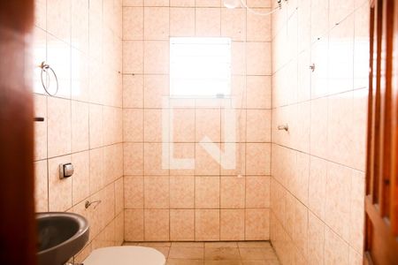 Casa à venda com 120m², 1 quarto e 2 vagas Casa à venda com 120m², 1 quarto e 2 vagasBanheiro