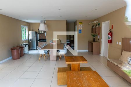 Apartamento para alugar com 49m², 2 quartos e 1 vaga Apartamento para alugar com 49m², 2 quartos e 1 vagaÁrea comum - Salão de festas