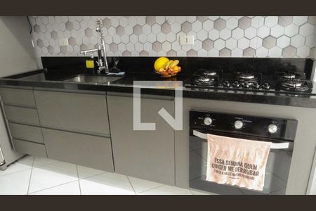 Apartamento à venda com 73m², 3 quartos e 2 vagas Apartamento à venda com 73m², 3 quartos e 2 vagasCozinha