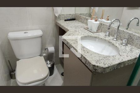 Apartamento à venda com 73m², 3 quartos e 2 vagas Apartamento à venda com 73m², 3 quartos e 2 vagasBanheiro