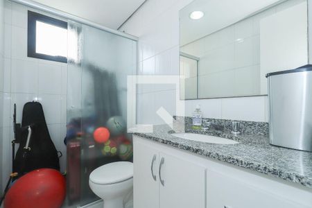 Apartamento à venda com 130m², 3 quartos e 3 vagasBanheiro da Suíte 1