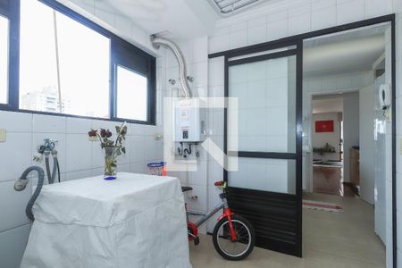 Apartamento à venda com 130m², 3 quartos e 3 vagasÁrea de Serviço