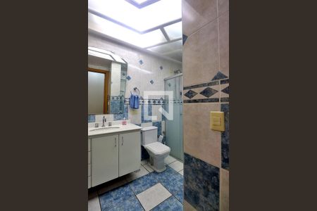 Apartamento à venda com 245m², 4 quartos e 4 vagasBanheiro Social