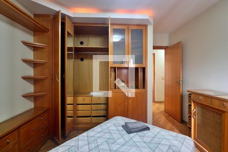 Apartamento à venda com 245m², 4 quartos e 4 vagasQuarto 2