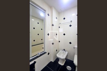 Apartamento à venda com 245m², 4 quartos e 4 vagasBanheiro do Quarto 1 - Suíte