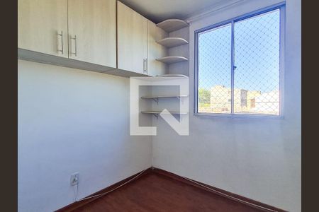 Quarto 2 de apartamento à venda com 2 quartos, 70m² em Rubem Berta, Porto Alegre