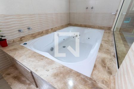 Casa à venda com 247m², 3 quartos e 4 vagas Casa à venda com 247m², 3 quartos e 4 vagasBanheiro da Suíte
