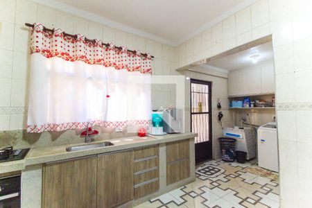 Casa à venda com 220m², 3 quartos e 5 vagas Casa à venda com 220m², 3 quartos e 5 vagasCozinha