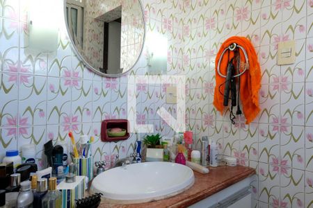 Casa à venda com 255m², 4 quartos e sem vaga Casa à venda com 255m², 4 quartos e sem vagaBanheiro