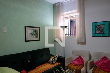 Casa à venda com 255m², 4 quartos e sem vaga Casa à venda com 255m², 4 quartos e sem vagaQuarto 2