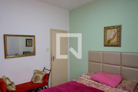 Casa à venda com 255m², 4 quartos e sem vaga Casa à venda com 255m², 4 quartos e sem vagaQuarto 4