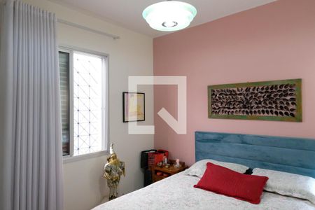 Casa à venda com 255m², 4 quartos e sem vaga Casa à venda com 255m², 4 quartos e sem vagaQuarto 2