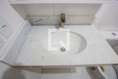 Apartamento à venda com 91m², 2 quartos e 2 vagasBanheiro do quarto 1