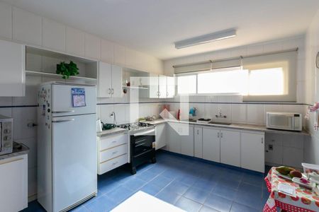 Casa à venda com 546m², 4 quartos e 5 vagasCozinha