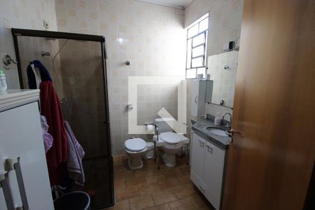 Casa à venda com 325m², 3 quartos e 1 vagaBanheiro