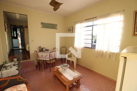 Casa à venda com 325m², 3 quartos e 1 vagaCasa 2 - Sala