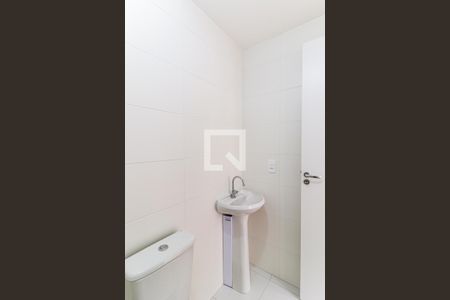 Banheiro de apartamento para alugar com 1 quarto, 31m² em Jardim Caravelas, São Paulo