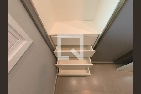 Quarto 1 de apartamento para alugar com 2 quartos, 73m² em Vila Albertina, São Paulo