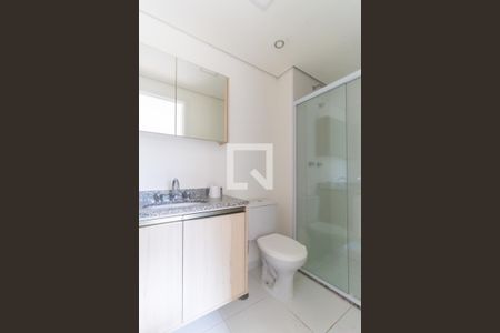 Apartamento à venda com 41m², 1 quarto e 1 vaga Apartamento à venda com 41m², 1 quarto e 1 vagaBanheiro da Suíte 1