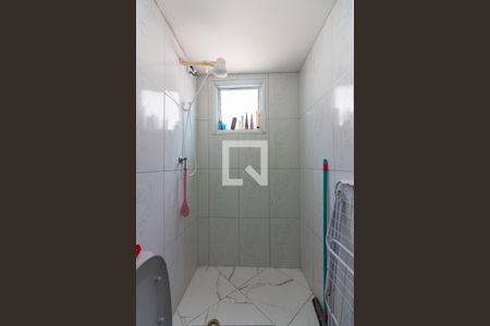 Apartamento à venda com 46m², 2 quartos e 1 vaga Apartamento à venda com 46m², 2 quartos e 1 vagaBanheiro