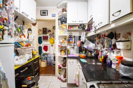 Apartamento à venda com 76m², 2 quartos e sem vagaCozinha