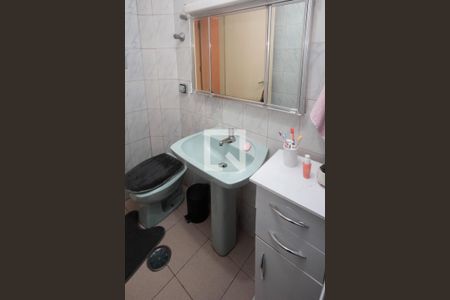 Apartamento à venda com 79m², 2 quartos e sem vagaBanheiro