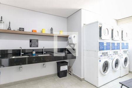 Studio à venda com 37m², 1 quarto e 1 vaga Studio à venda com 37m², 1 quarto e 1 vagaÁrea comum - Lavanderia