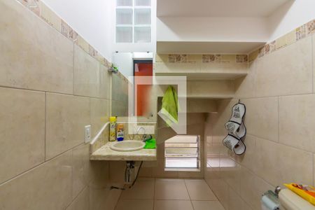 Casa à venda com 166m², 3 quartos e 2 vagas Casa à venda com 166m², 3 quartos e 2 vagasLavabo