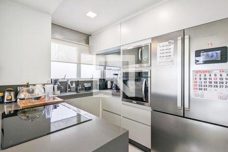 Apartamento à venda com 146m², 3 quartos e 3 vagas Apartamento à venda com 146m², 3 quartos e 3 vagasCozinha