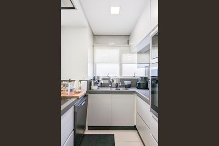 Apartamento à venda com 146m², 3 quartos e 3 vagas Apartamento à venda com 146m², 3 quartos e 3 vagasCozinha